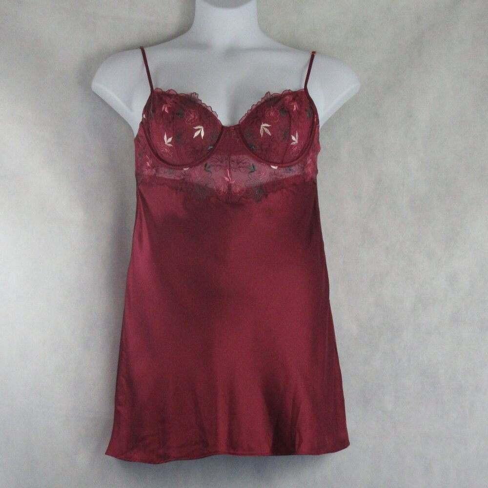 INC Women's Floral Embroidered Short Chemise Nightgown, Rhododendron Red, Small